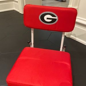 Georgia Bulldogs Hard-Back Stadium Seats (4)